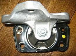  Soporte motor izquierdo para Mitsubishi Colt 6 