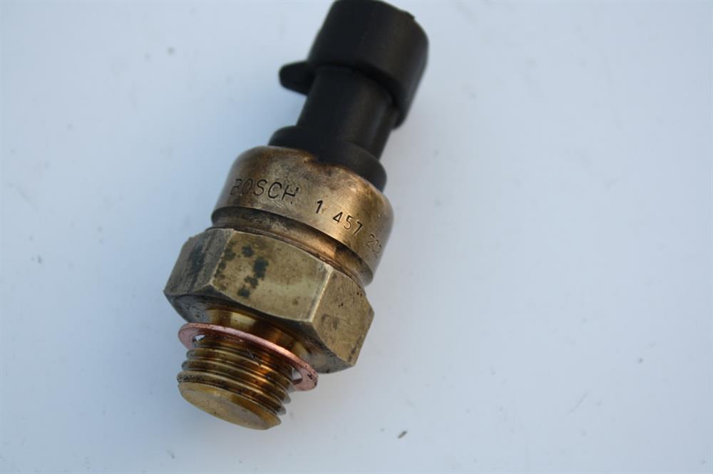  Sensor, temperatura combustible para Alfa Romeo 155 167