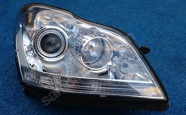 Faro derecho A1648208861 Mercedes