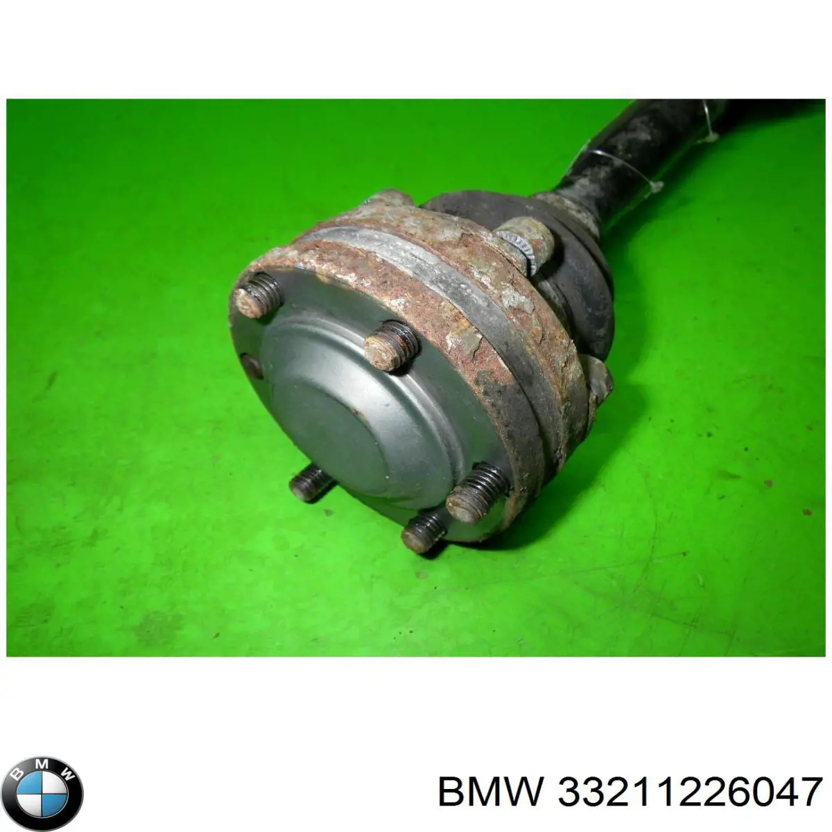 33211226047 BMW árbol de transmisión trasero