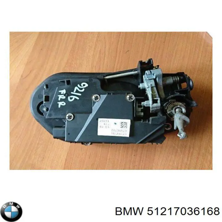 51217167066 BMW cerradura de puerta delantera derecha