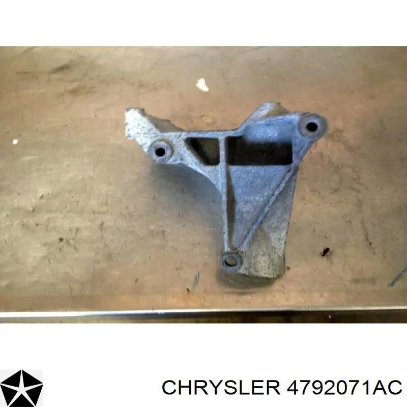 4792071AC Chrysler correa trapezoidal