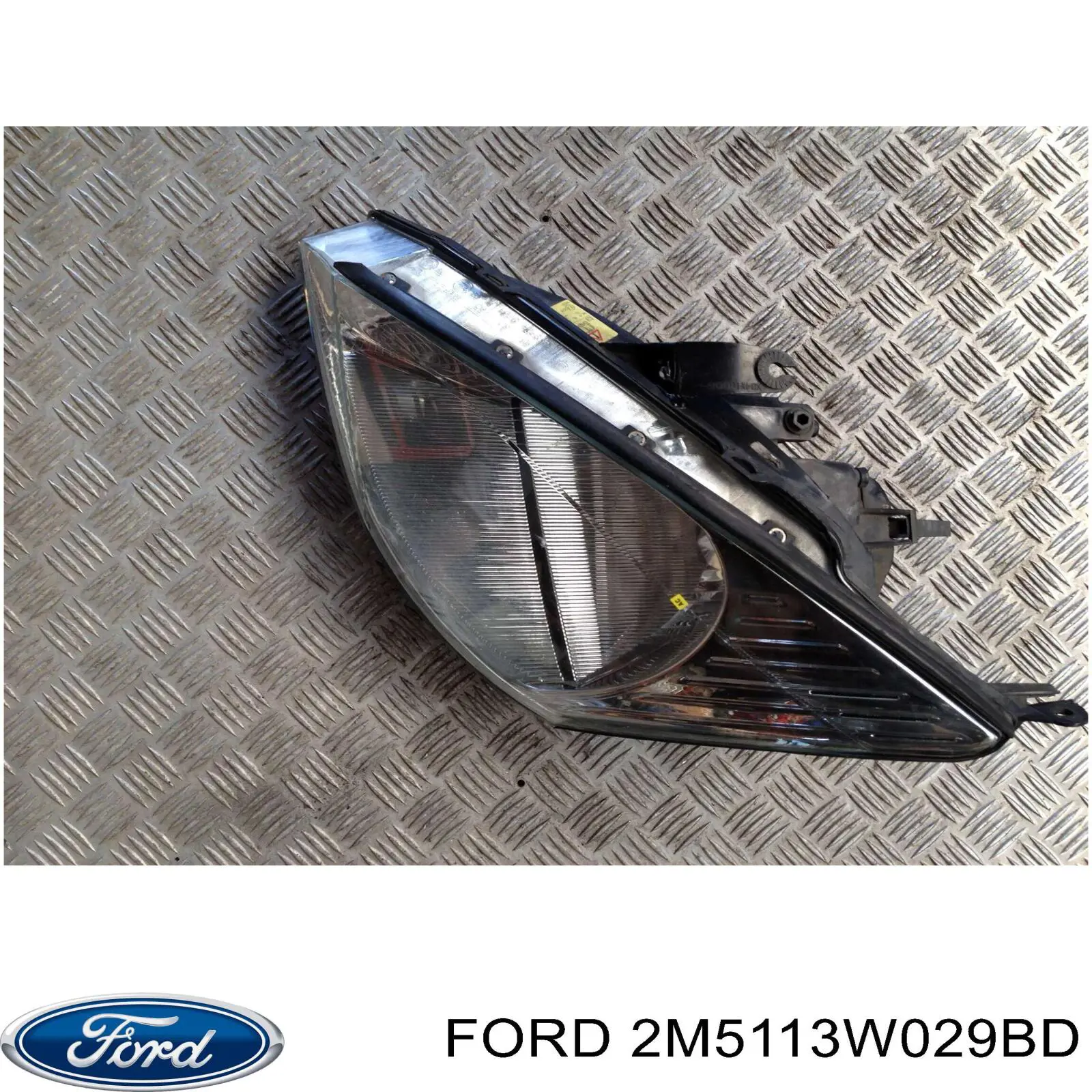 2M5113W029BD Ford faro derecho