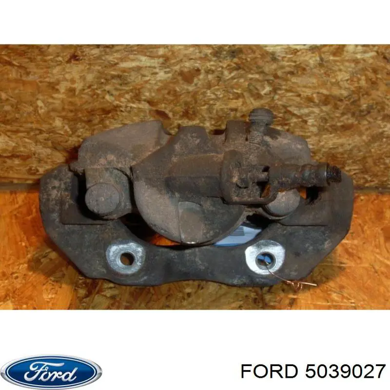 5039027 Ford pinza de freno delantera derecha