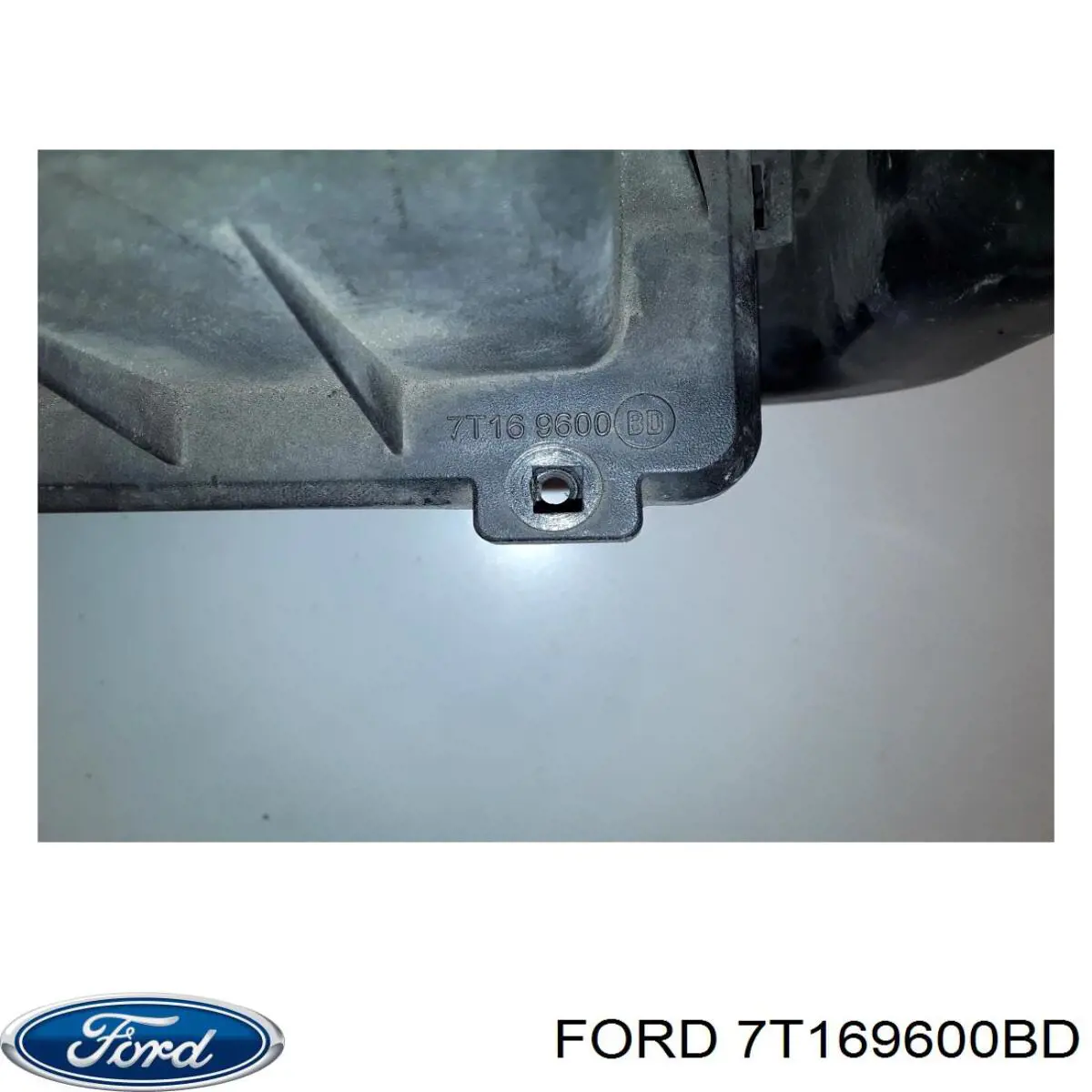 7T169600BD Ford filtro de aire