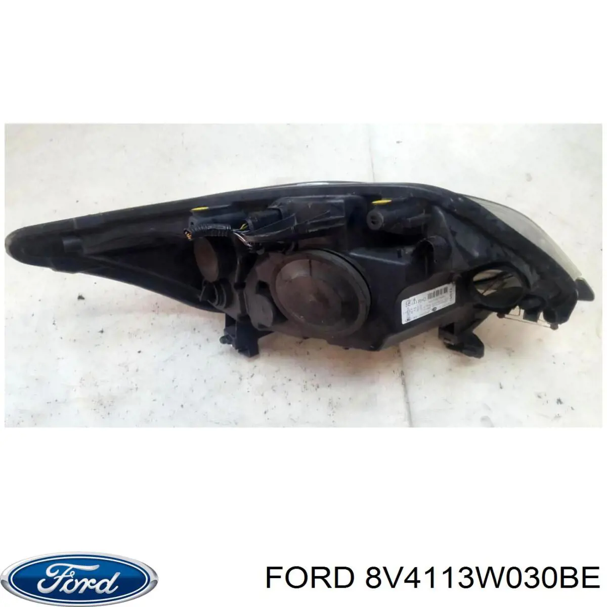 1542754 Ford faro izquierdo