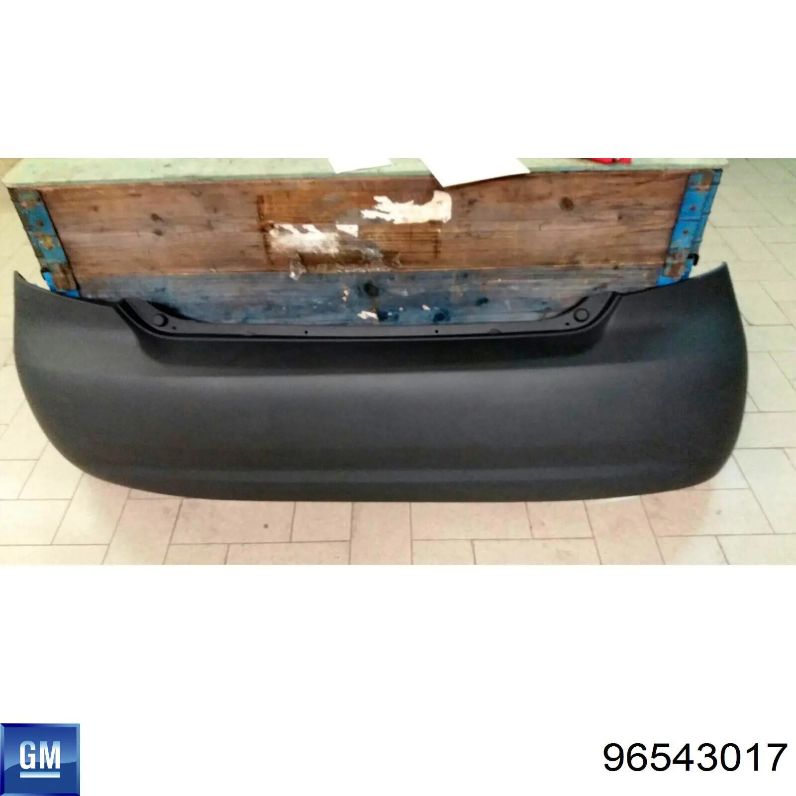  Parachoques trasero para Chevrolet Aveo T200