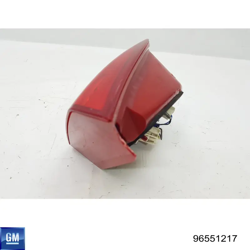  Piloto posterior interior derecho para Chevrolet Lacetti J200