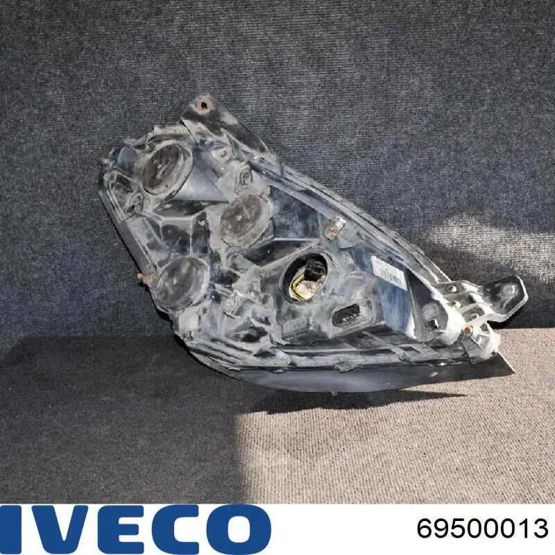 69500013 Iveco faro izquierdo