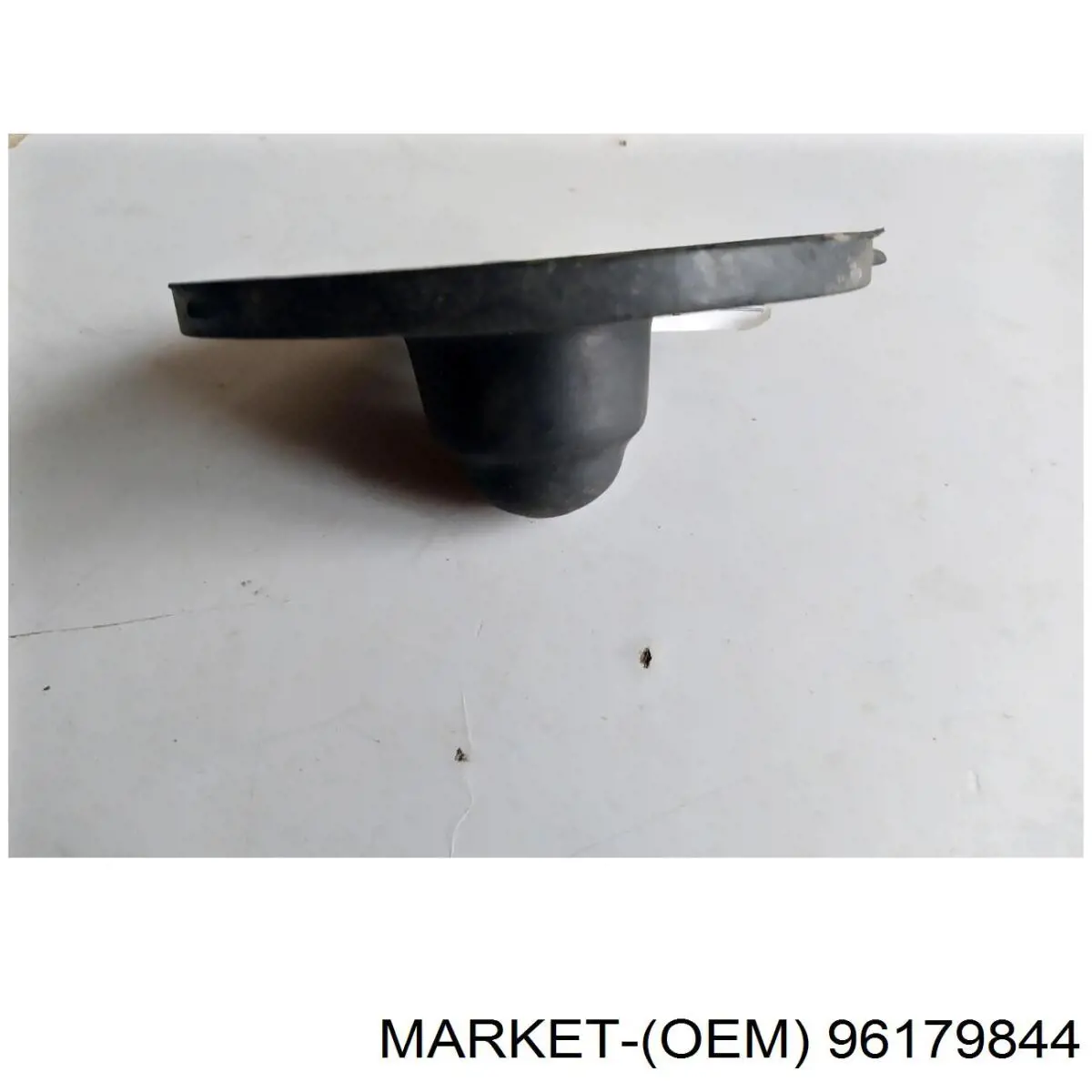 96179844 Market (OEM) caja de muelle, eje trasero, arriba