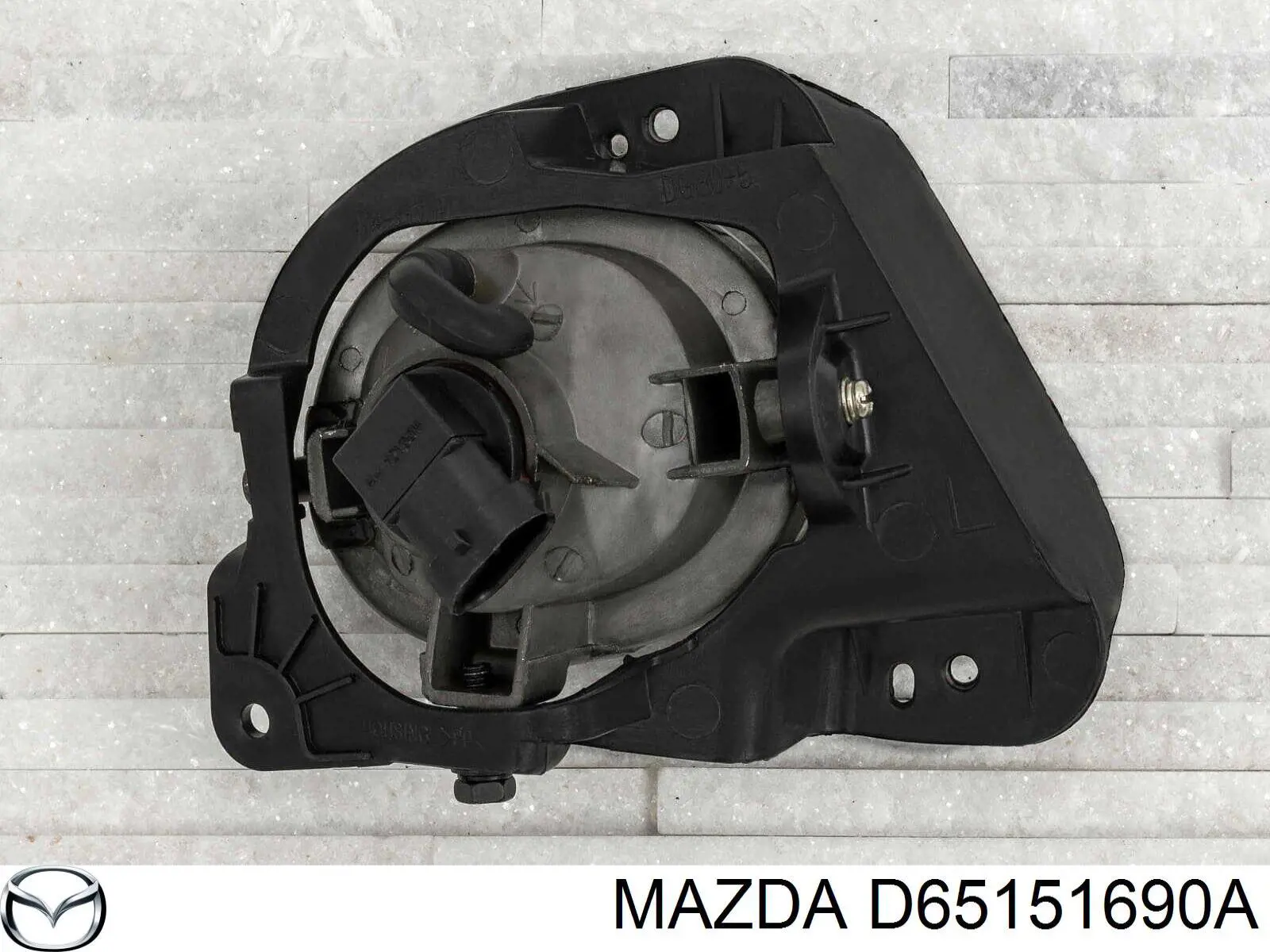 D65151690A Mazda faro antiniebla izquierdo