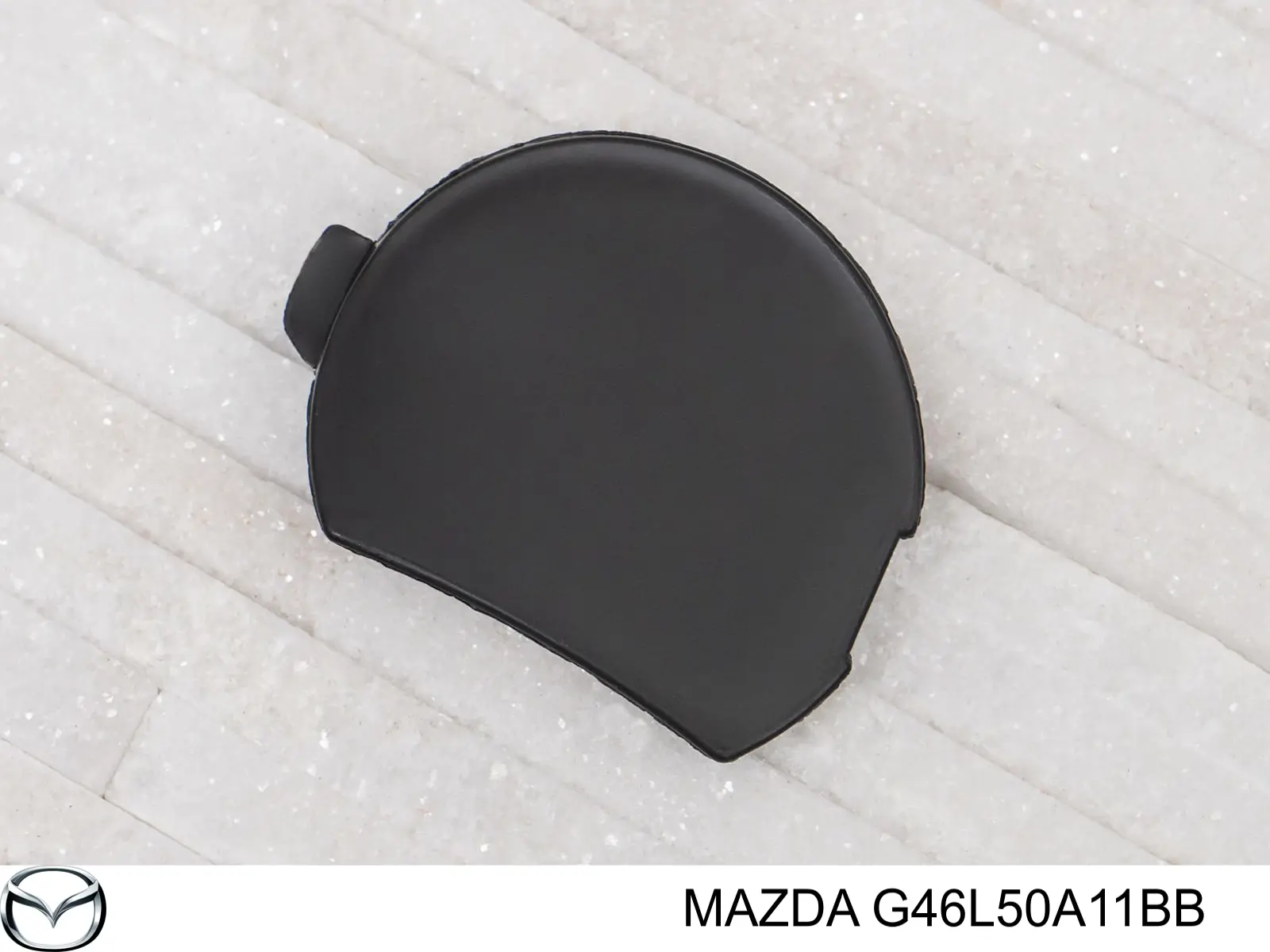 G46L50A11BB Mazda cobertura de parachoques, enganche de remolque, delantera