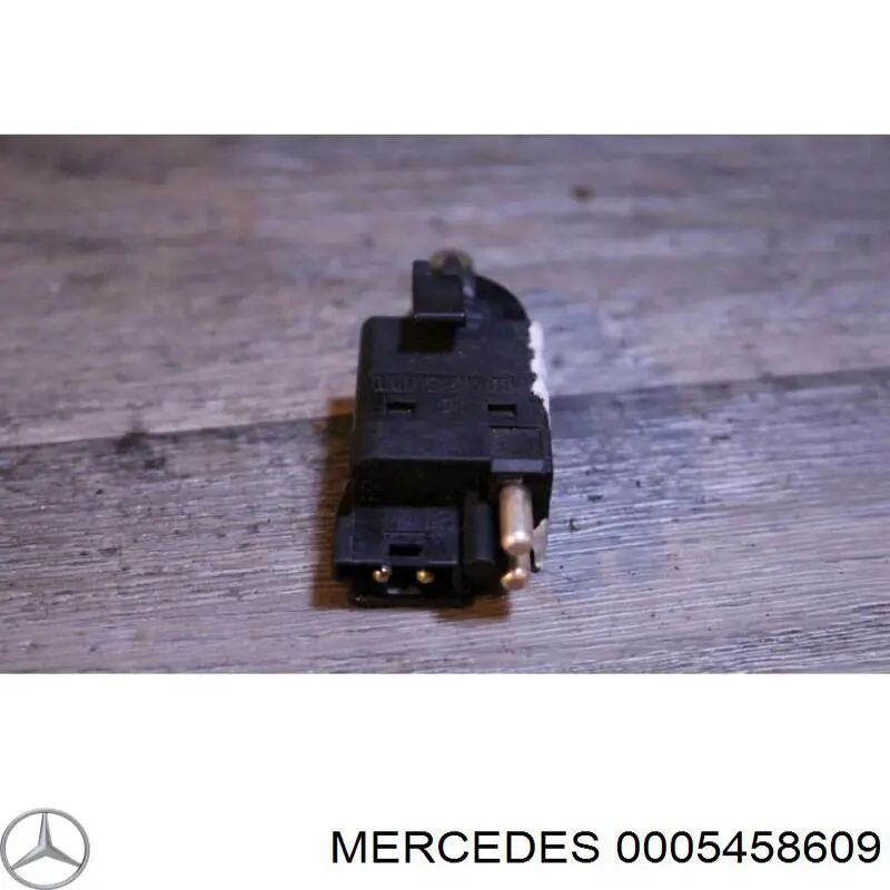 0005458609 Mercedes interruptor luz de freno