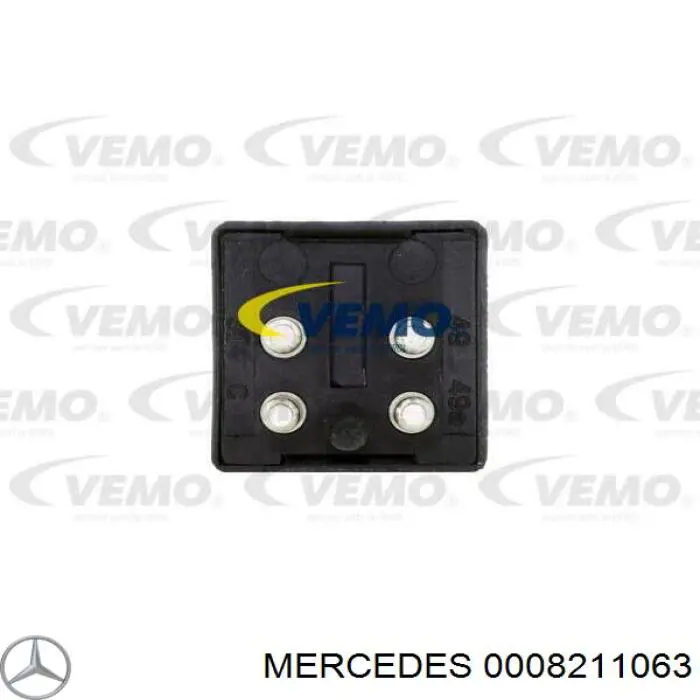 0008211063 Mercedes 