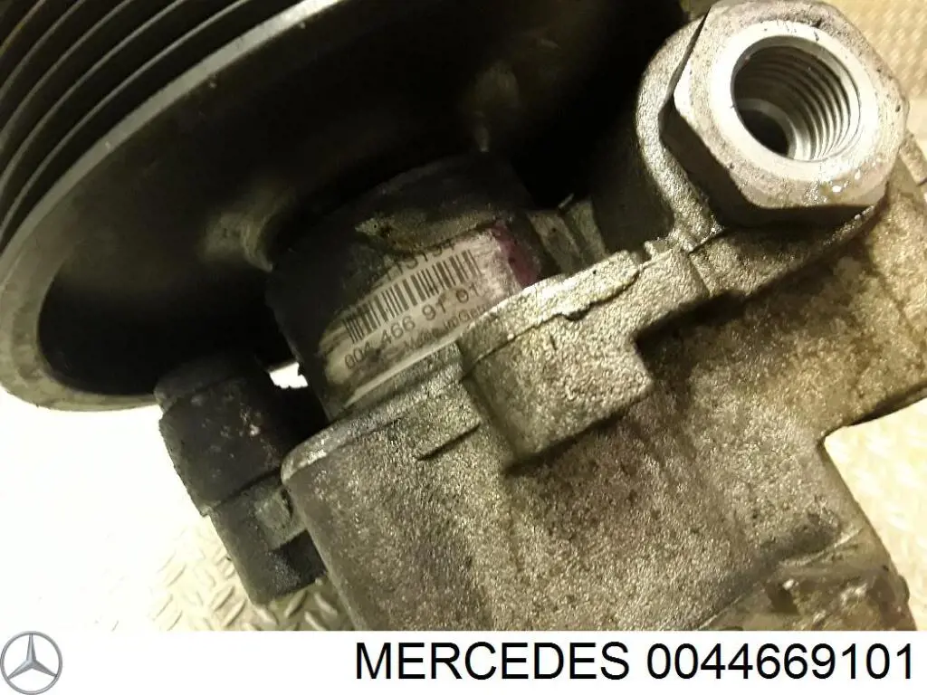 0044669101 Mercedes bomba hidráulica de dirección