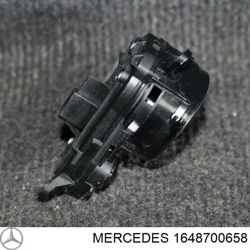 A1648700658 Mercedes 