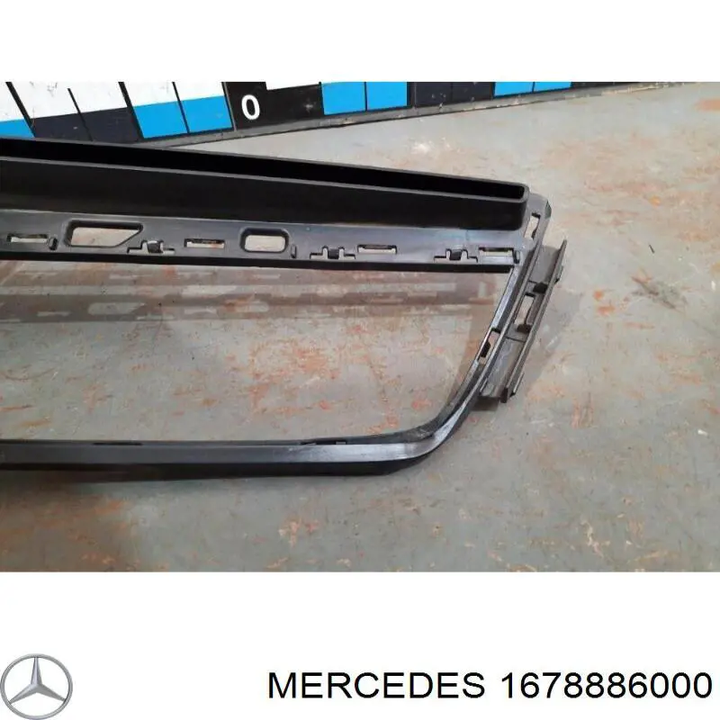 1678886000 Mercedes 