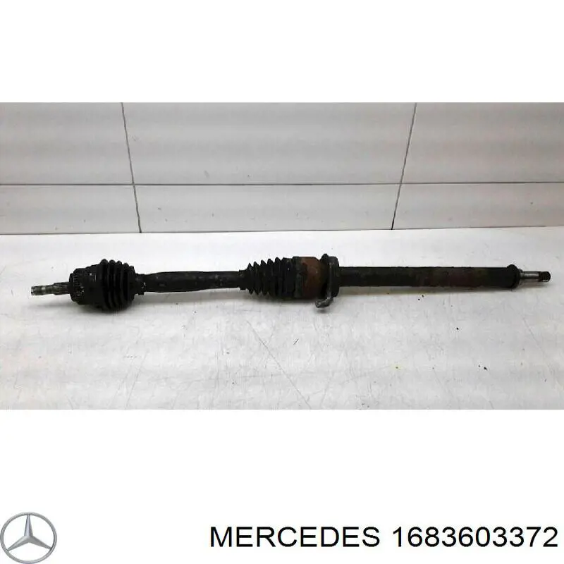 1683603372 Mercedes árbol de transmisión delantero derecho