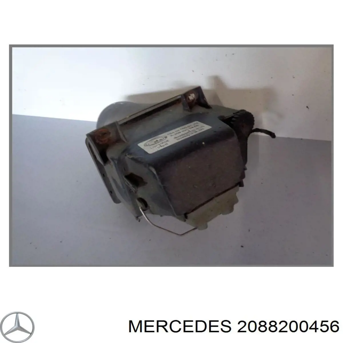 2088200456 Mercedes faro antiniebla derecho