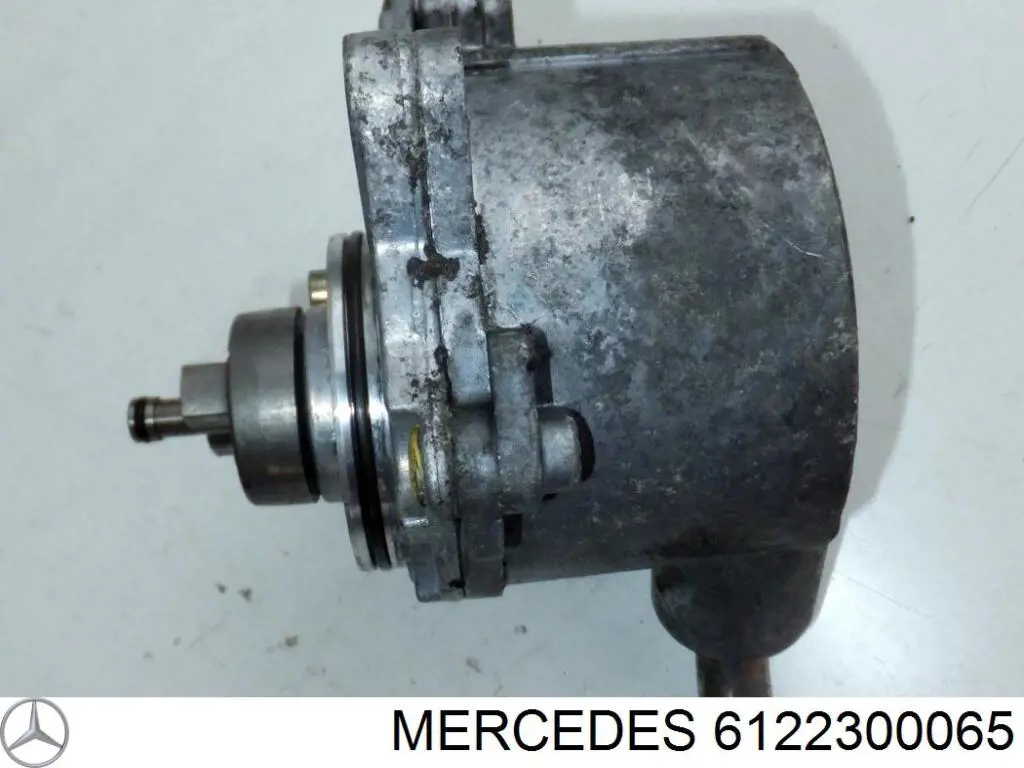 6122300065 Mercedes bomba de vacío