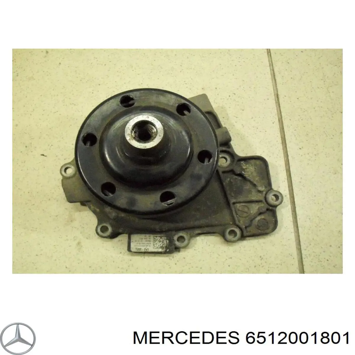 6512001801 Mercedes bomba de agua