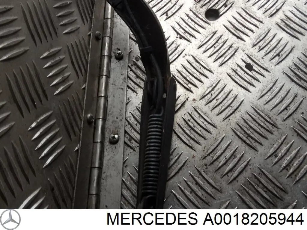 18205944 Mercedes brazo del limpiaparabrisas, lavado de parabrisas, luna delantera