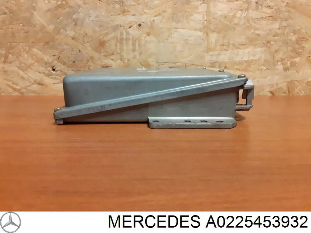 A0225453932 Mercedes centralina del motor / modulo de control del motor (ecu)