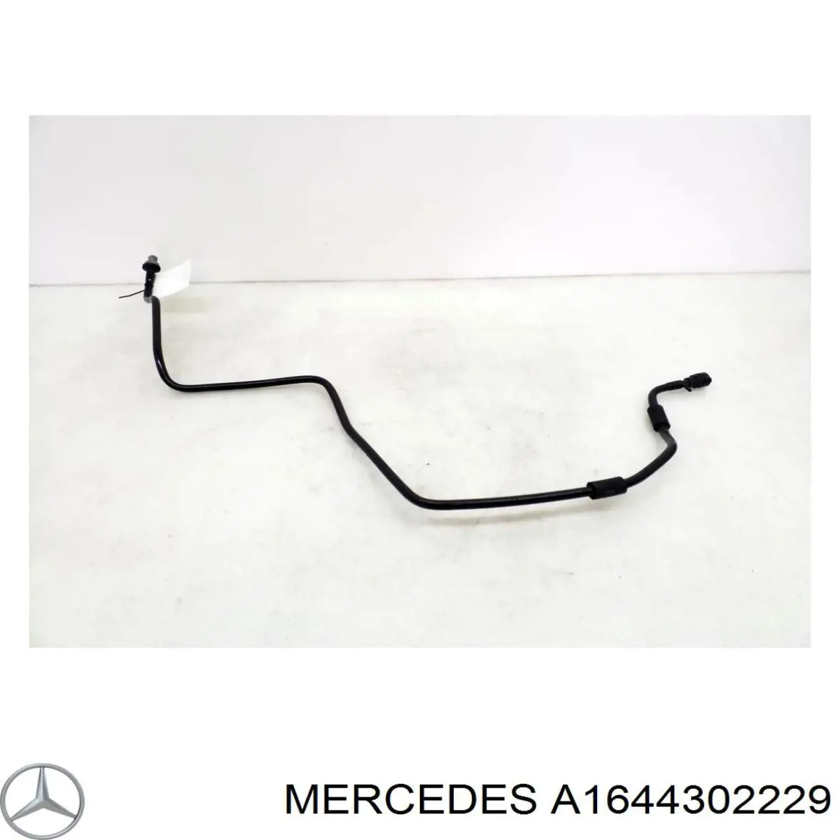 1644302229 Mercedes 