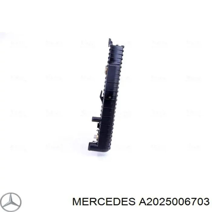 A2025006703 Mercedes radiador refrigeración del motor