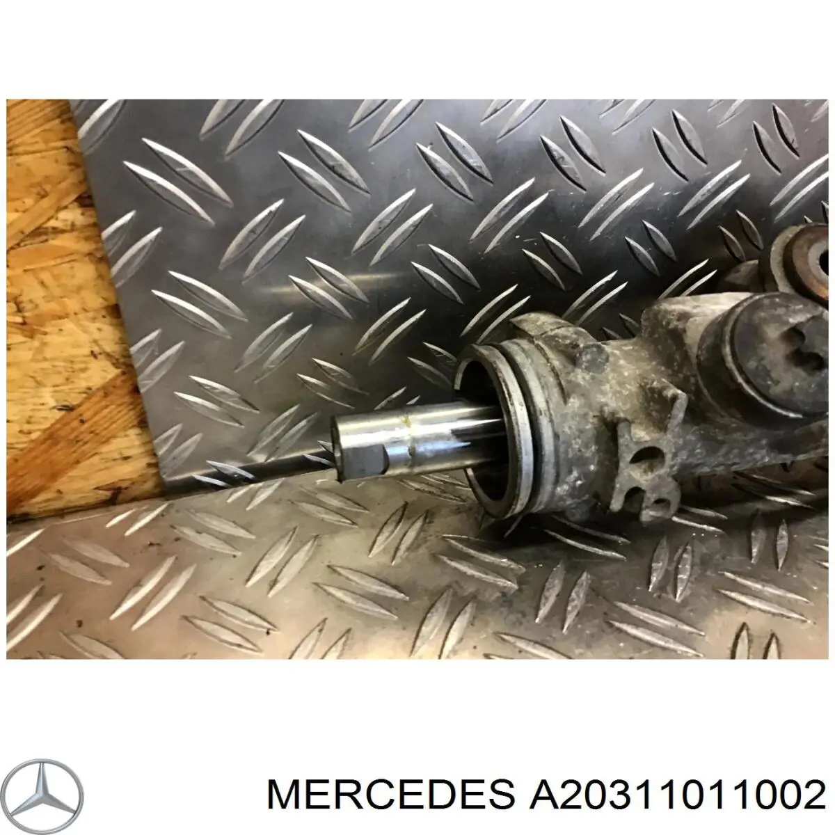 A20311011002 Mercedes cremallera de dirección