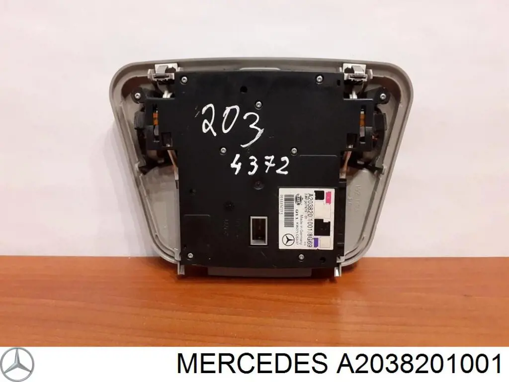  Luz interior (cabina) para Mercedes C W203