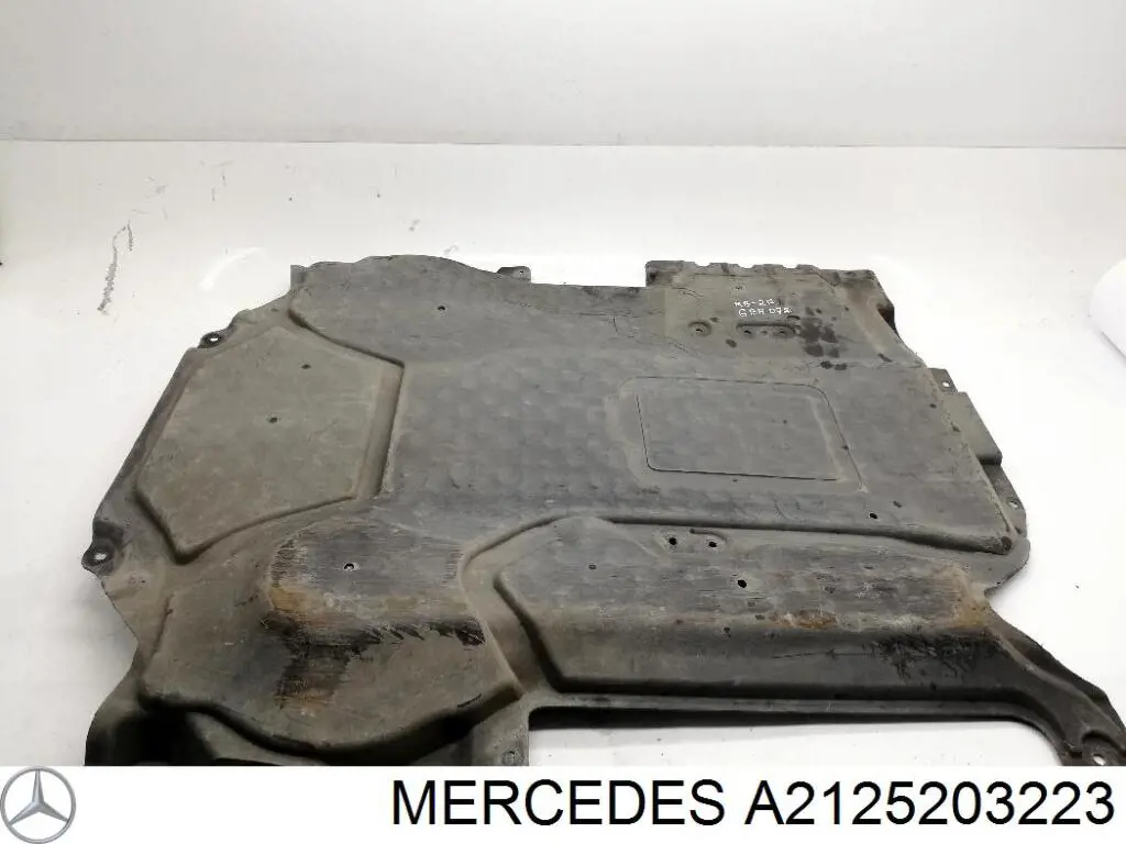 A2125203223 Mercedes 