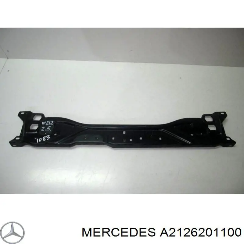 A2126201100 Mercedes soporte de radiador superior (panel de montaje para foco)