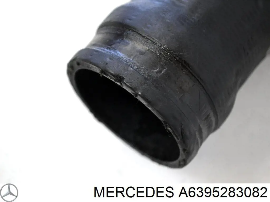 A6395283082 Mercedes tubo flexible de aire de sobrealimentación derecho