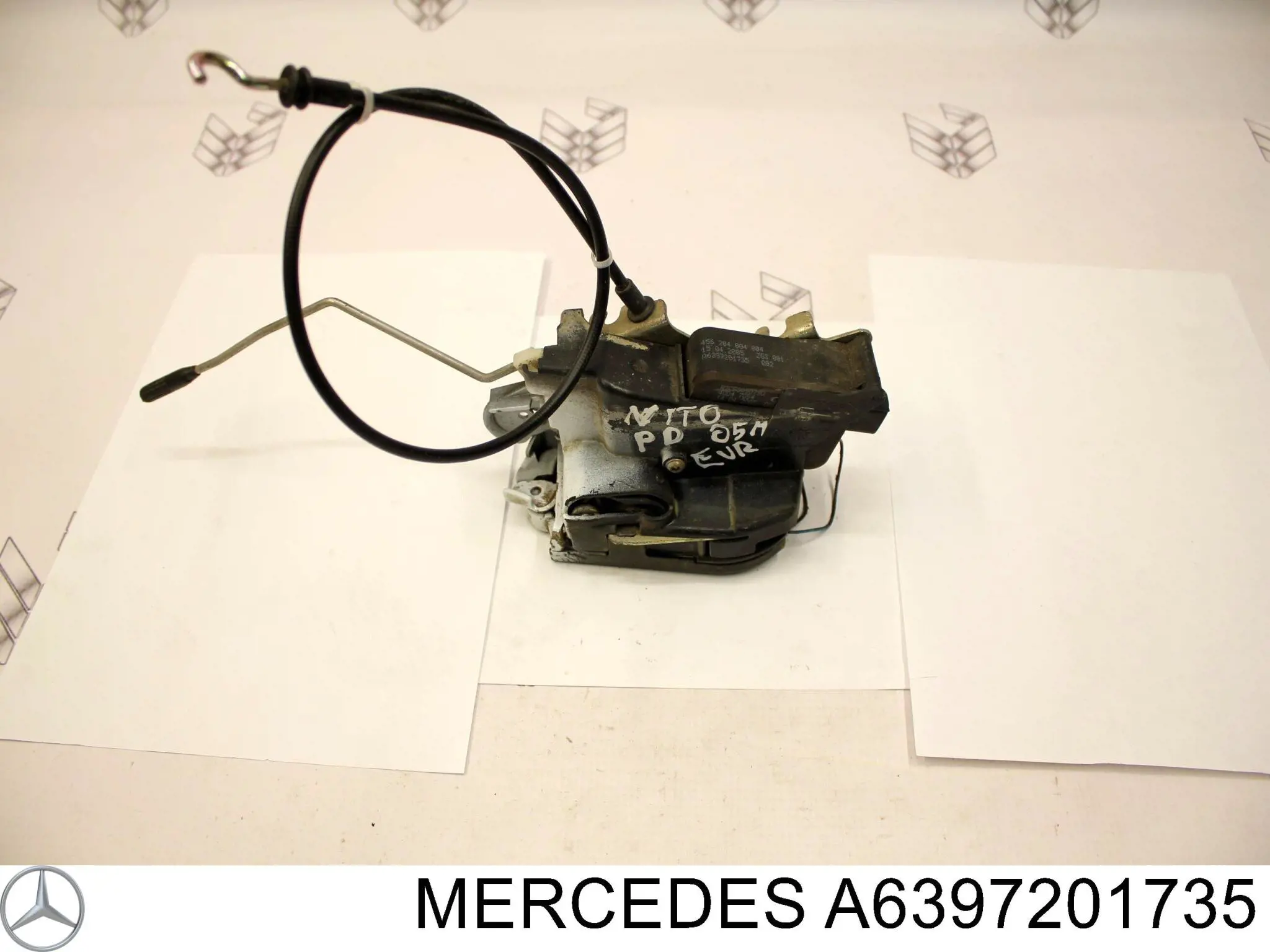  Cerradura de puerta delantera derecha para Mercedes Vito 639