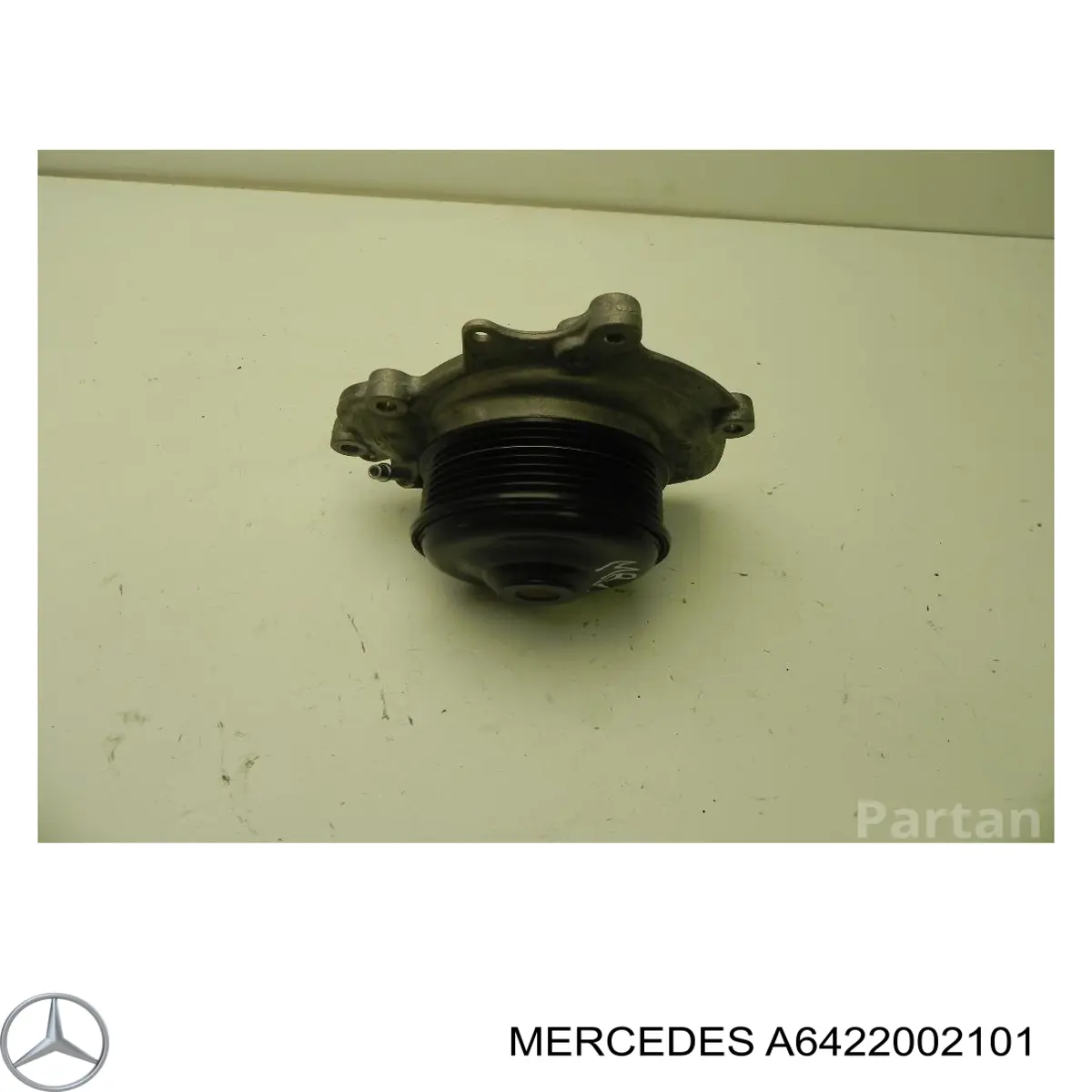 A6422002101 Mercedes bomba de agua