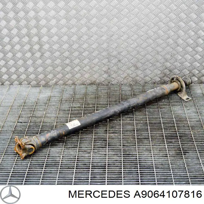 A906410781680 Mercedes árbol cardán trasero completo