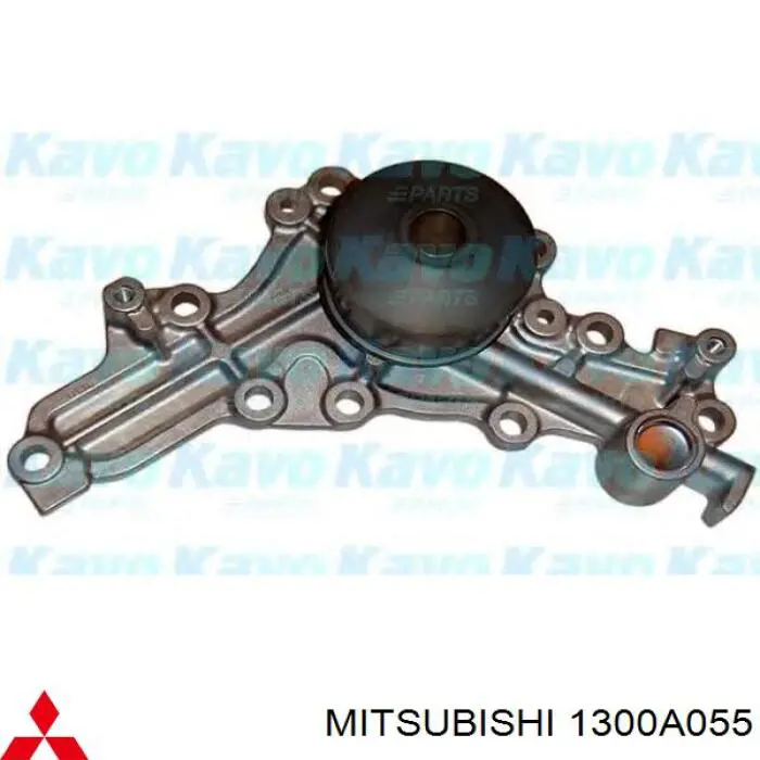 1300A055 Mitsubishi bomba de agua