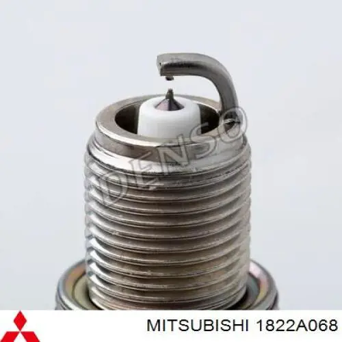 1822A068 Mitsubishi bujía de encendido