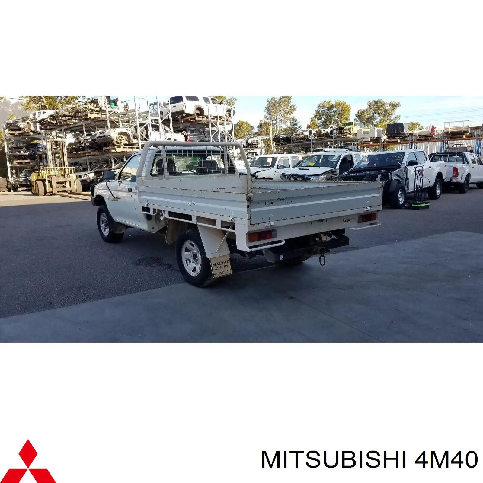 4M40 Mitsubishi motor completo