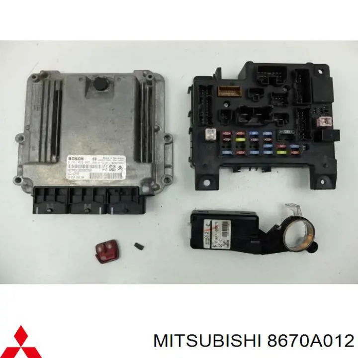 8670A012 Mitsubishi 