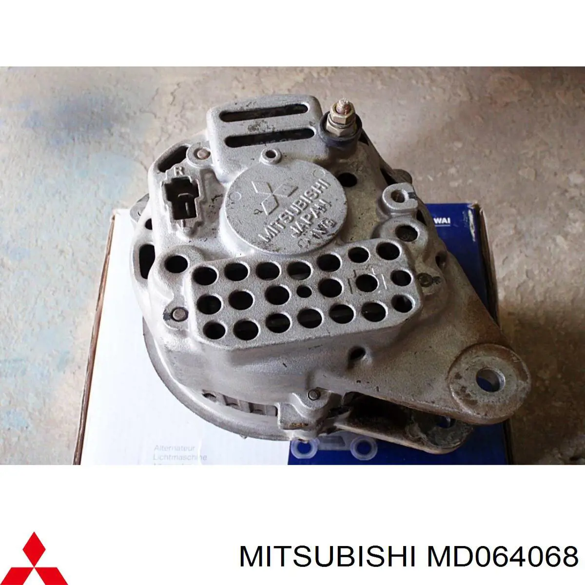 MD064068 Mitsubishi alternador