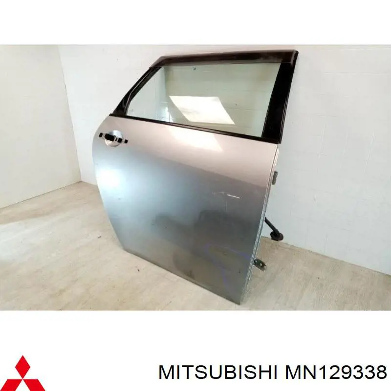  Luna de puerta trasera derecha para Mitsubishi Grandis NAW