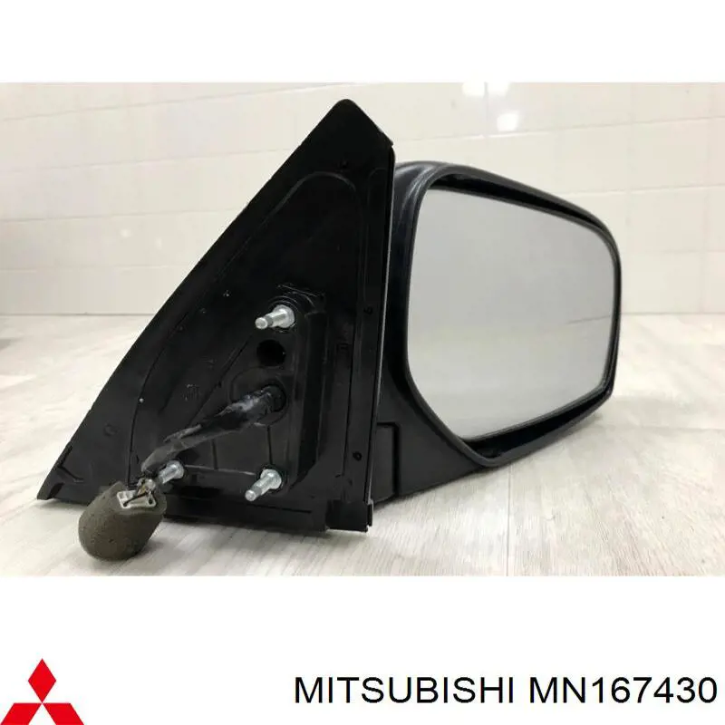 MN167430 Chrysler espejo retrovisor derecho