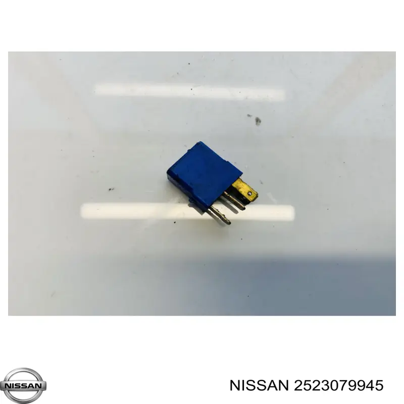 2523079945 Nissan relé, faro antiniebla