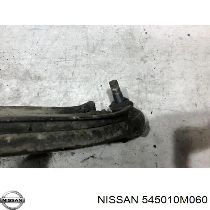 545010M060 Nissan barra oscilante, suspensión de ruedas delantera, inferior izquierda