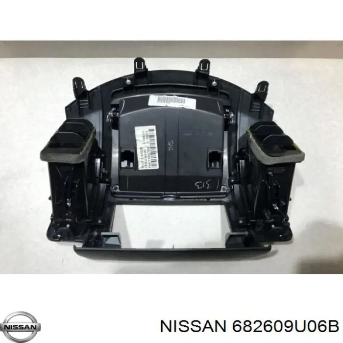 682609U06B Nissan 