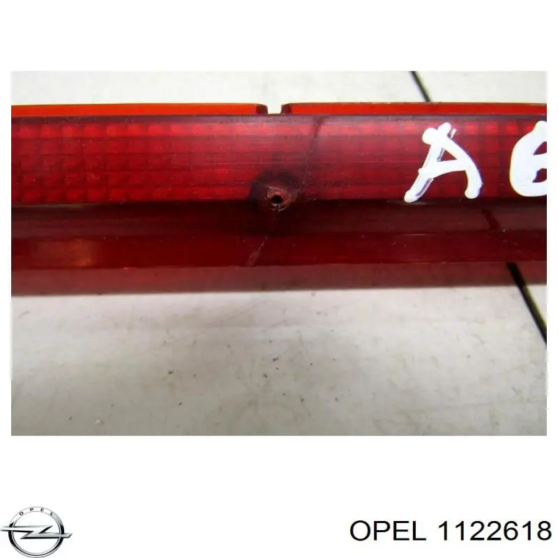 1122618 Opel 