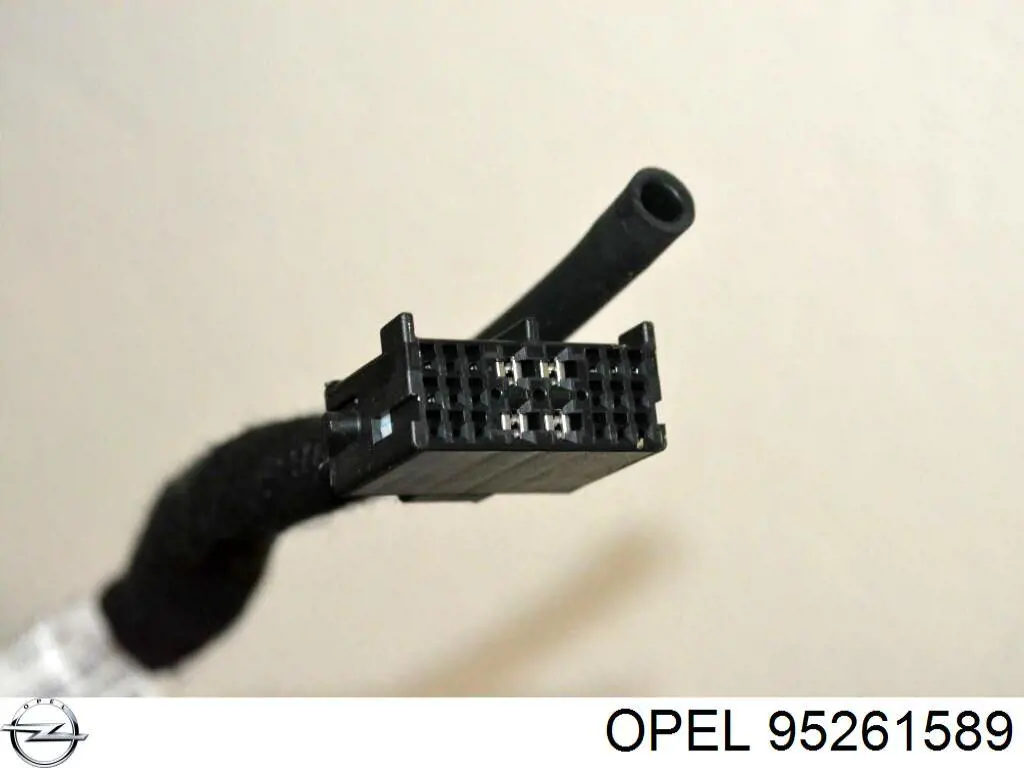 95261589 Opel puerta trasera de maletero (3/5a puerta trasera)