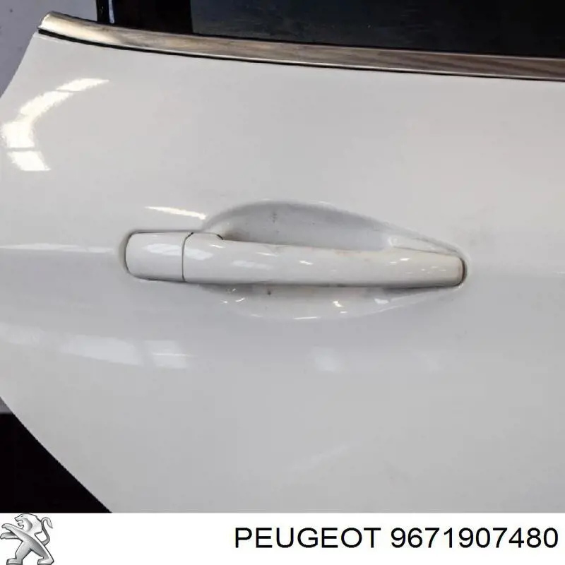  Puerta trasera derecha para Peugeot 208 CA, CC